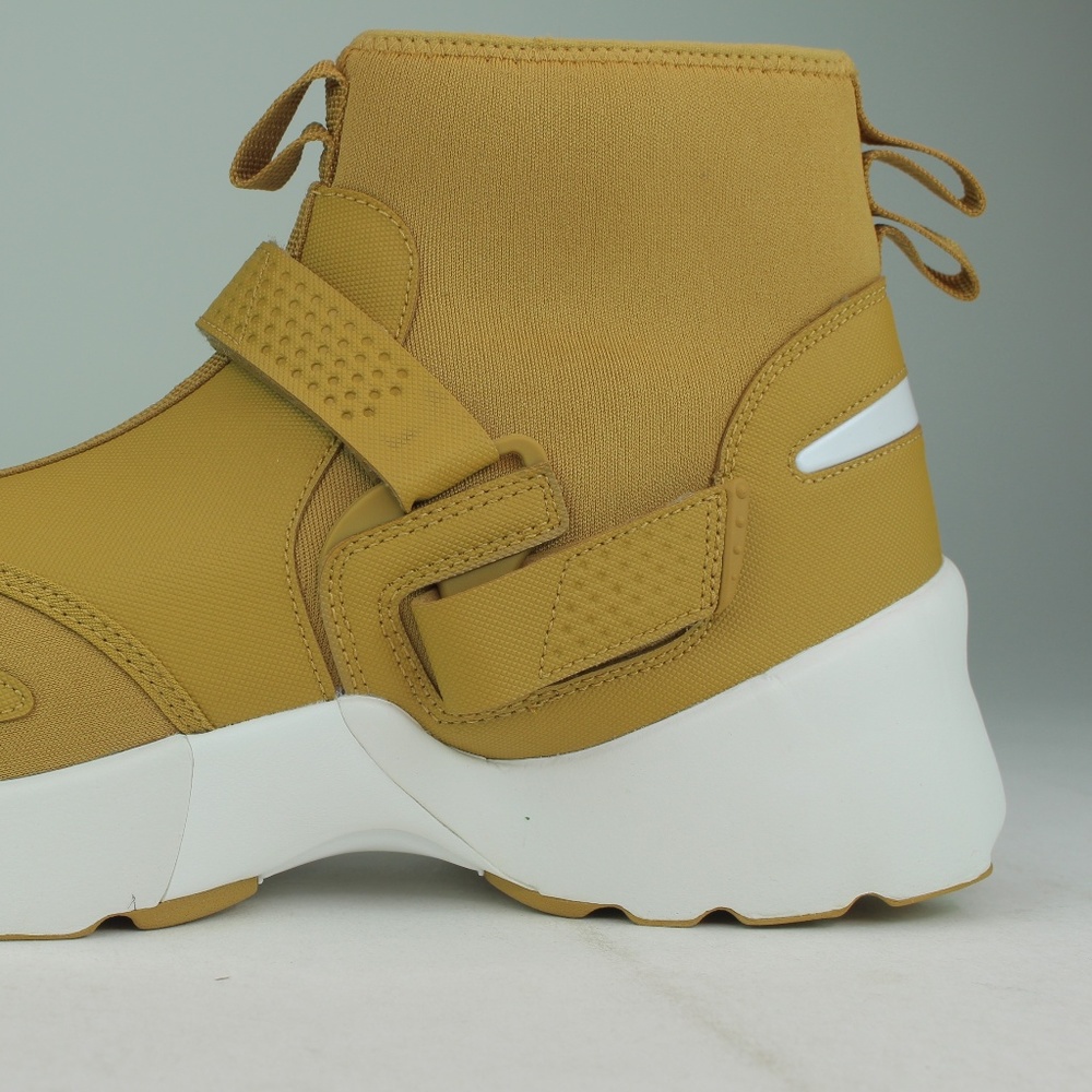 Jordan Trunner LX High Men 8.5 to 12.0 New Golden